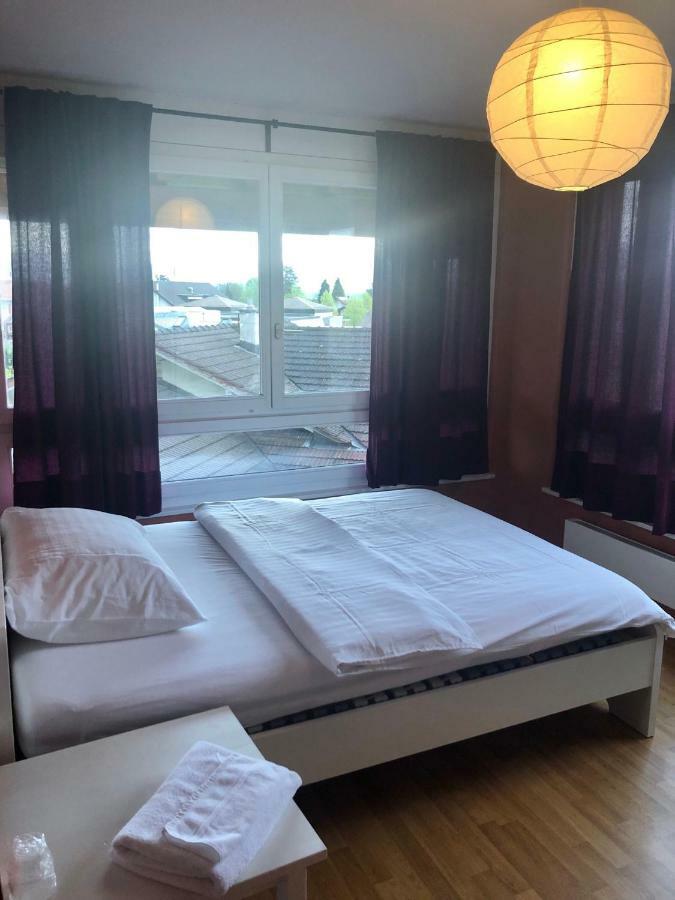 Room Bistro 33 Commugny Exterior foto